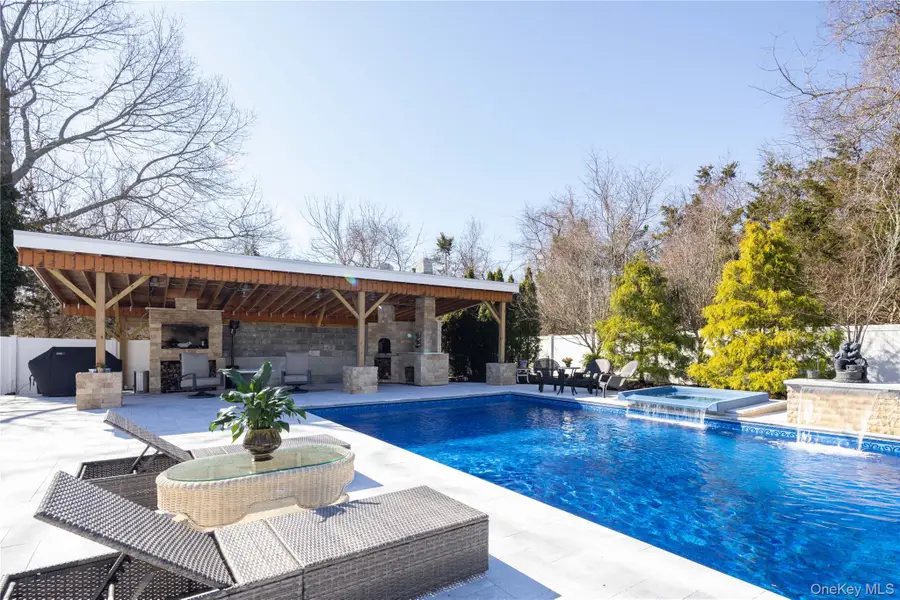 56861 Private Rd B (main), Southold, NY 11971 - Image #3