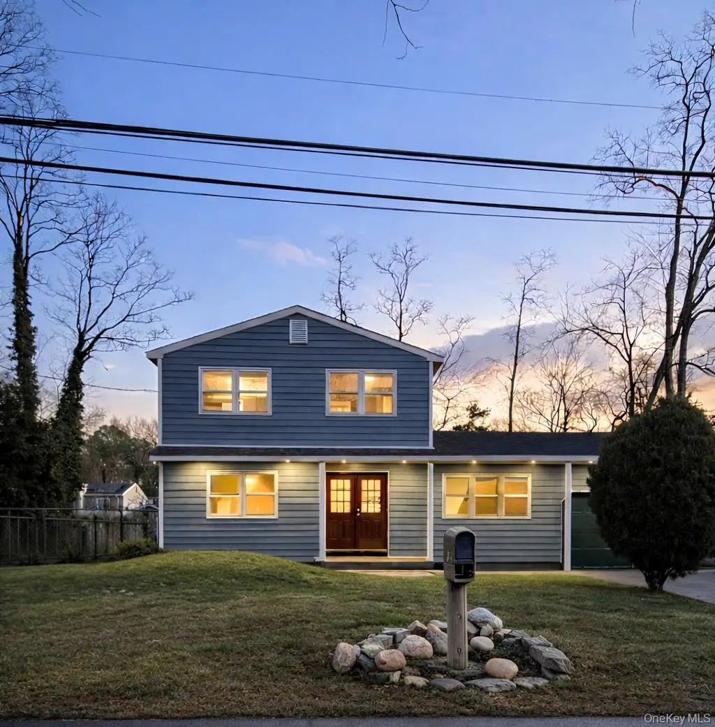 100 Lexington Avenue, Holbrook, NY 11741 - #1