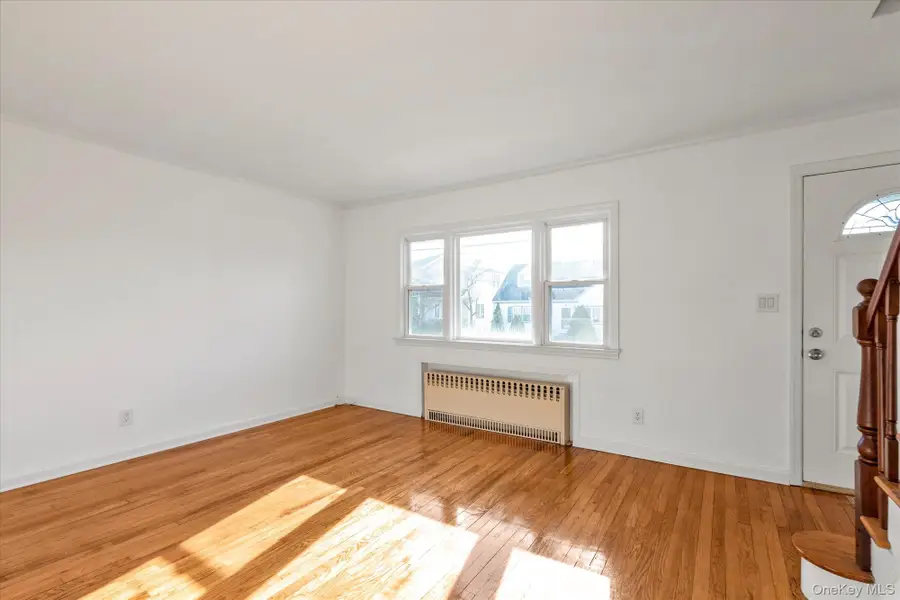 5 White Street, Valley Stream, NY 11580 - Image #3