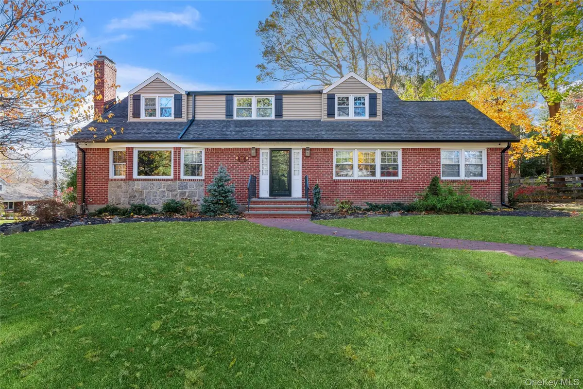 12 Mallard Cove, Centerport, NY 11721 - #1