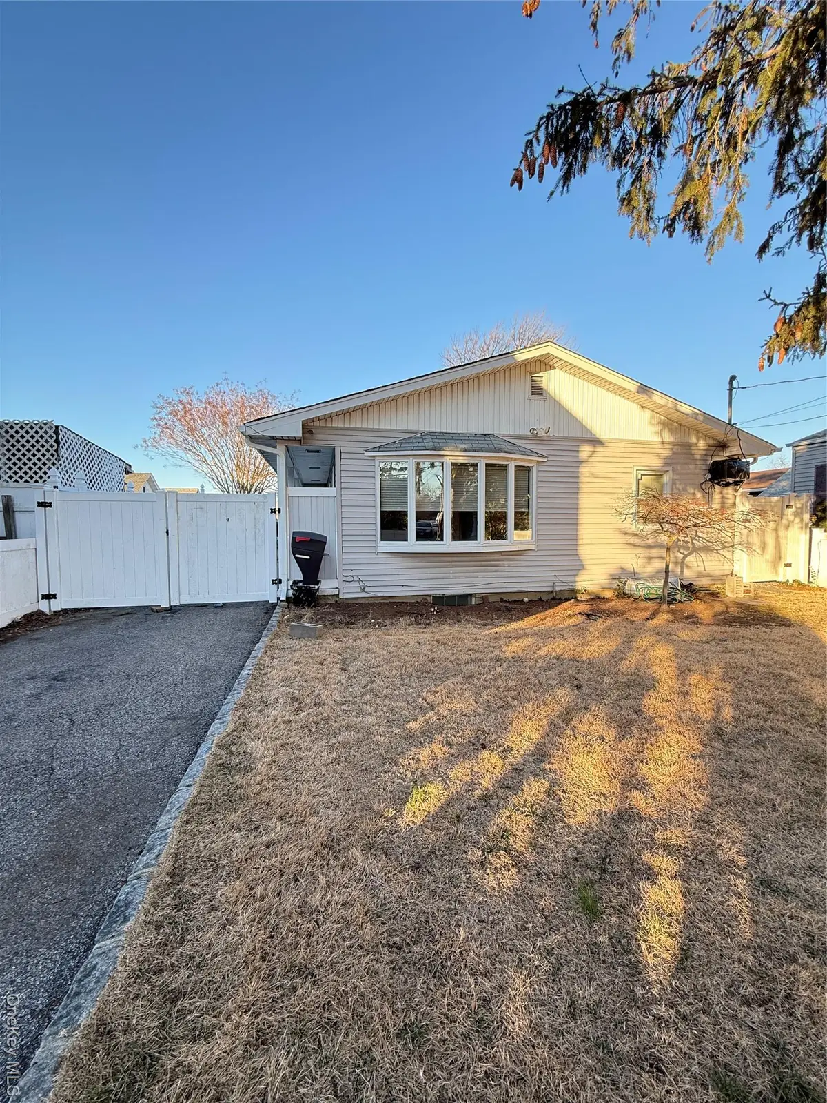 254 Park Avenue, Freeport, NY 11520 - Image #1