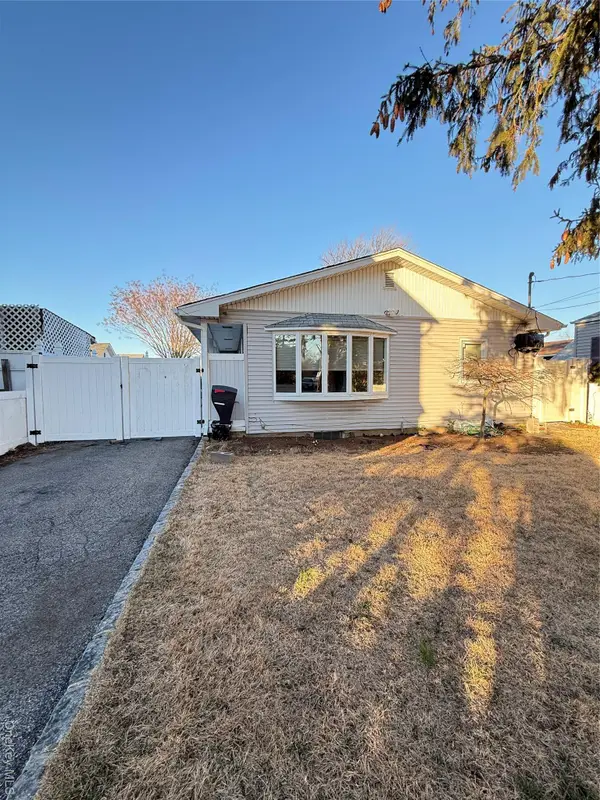 254 Park Avenue, Freeport, NY 11520