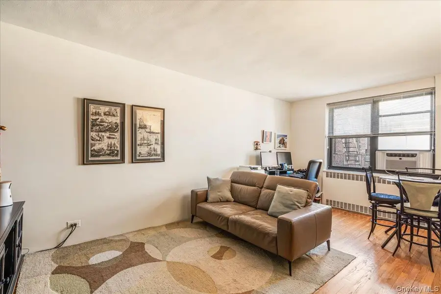 67-35 Yellowstone Blvd #7N, Forest Hills, NY 11375 - Image #3