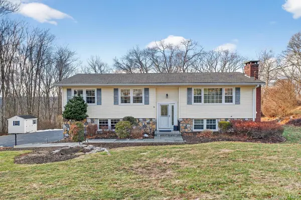 34 Lindy Drive, Carmel, NY 10512