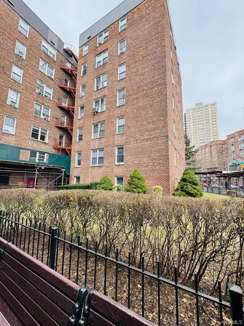 65-45 Yellowstone Boulevard #5C, Forest Hills, NY 11375