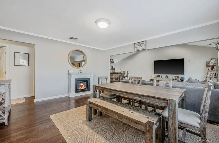 792 Frankford Road, West Babylon, NY 11704 - #2