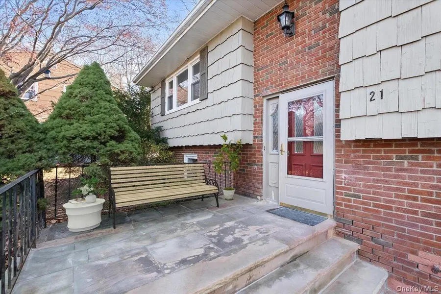 21 Park Avenue W, White Plains, NY 10607 - Image #2