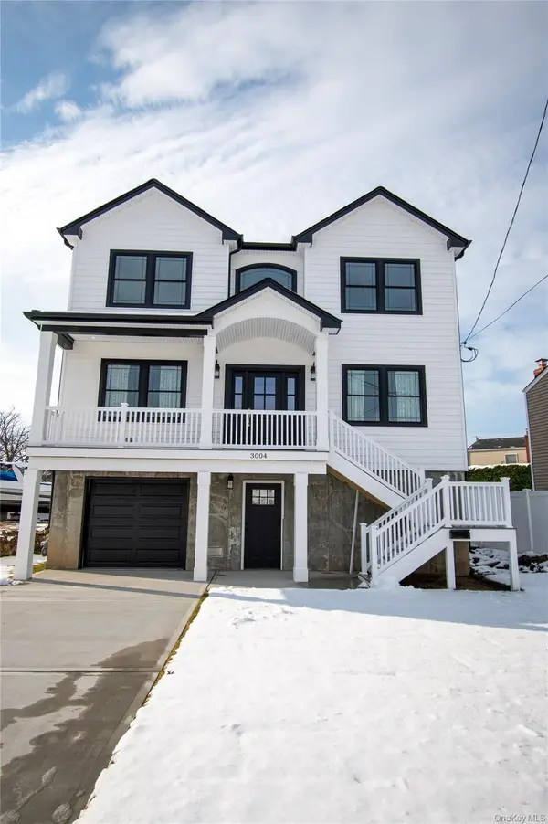 3004 Harbor Street, Baldwin Harbor, NY 11510