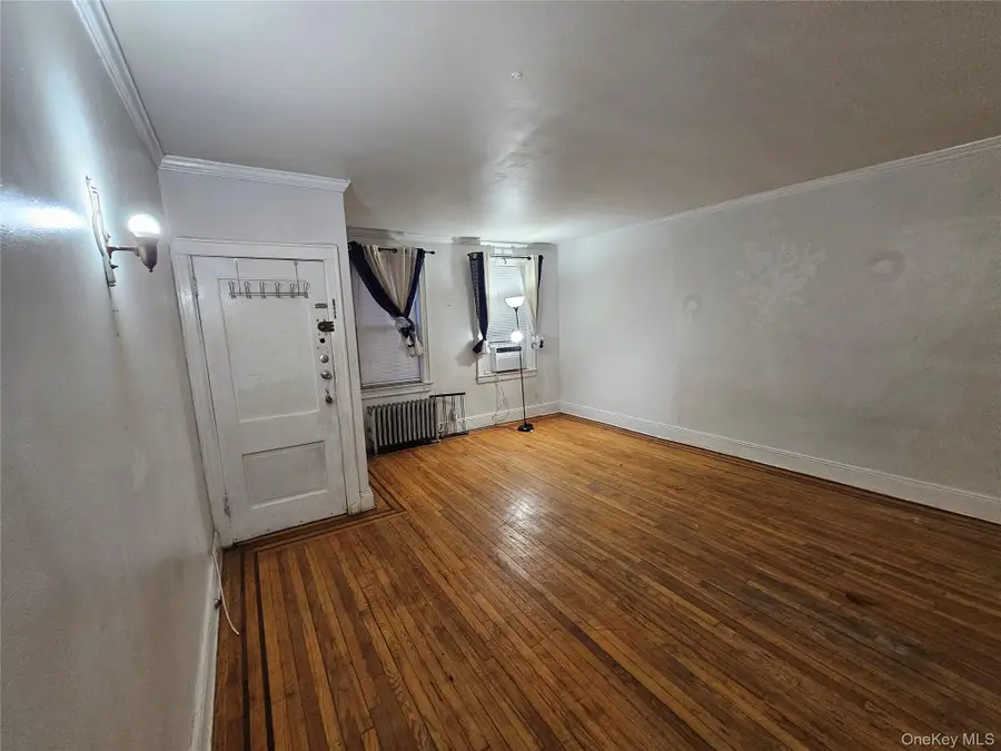 17719 Troutville Rd, Jamaica, NY 11434 - Image #3