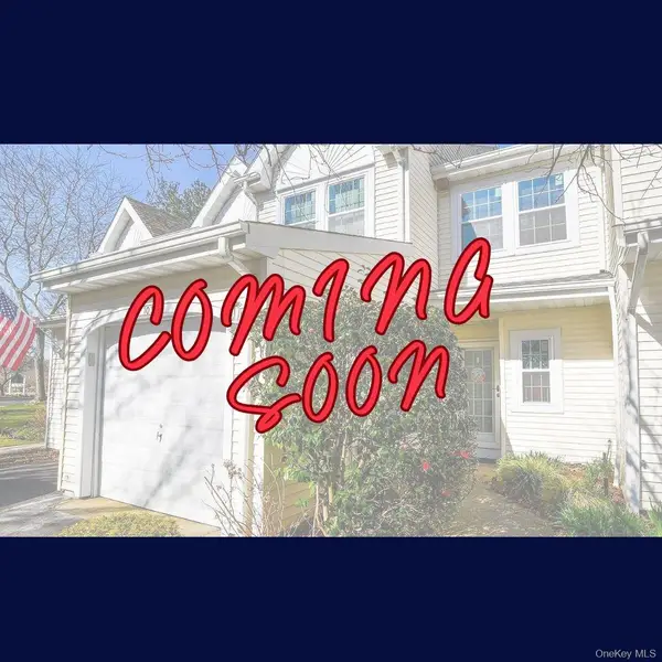 103 Northwood Court, Bayport, NY 11705