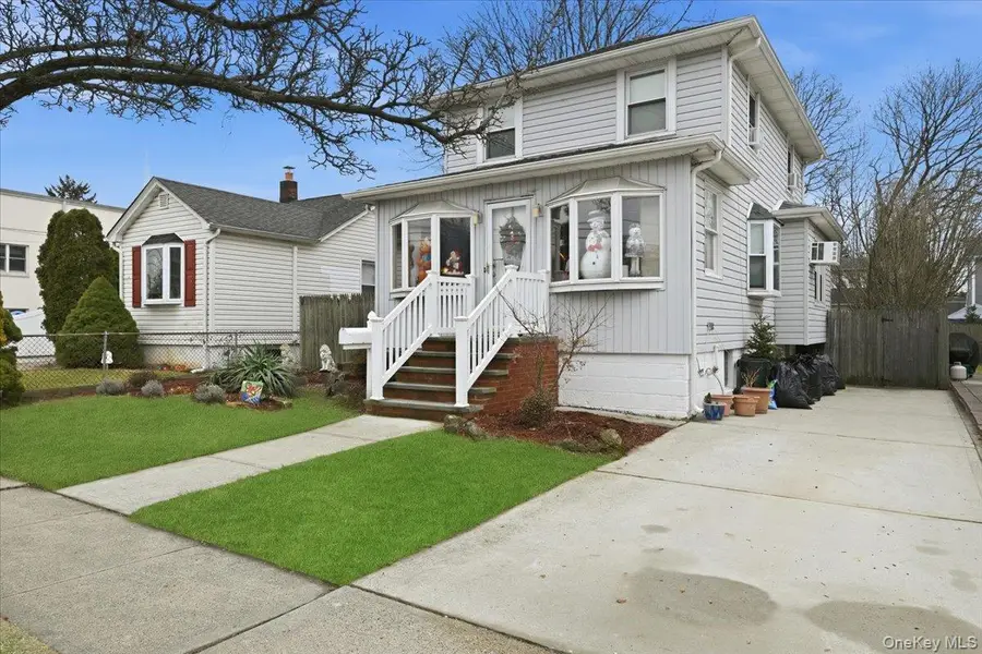 307 Frederick Avenue, Bellmore, NY 11710 - Image #3