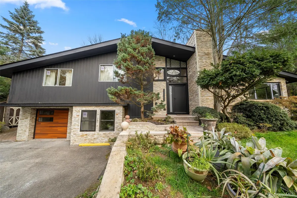 57 Virginia Lane, Thornwood, NY 10594 - Image #1