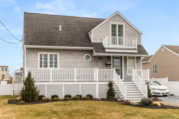 20 Namkee Lane, Blue Point, NY 11715