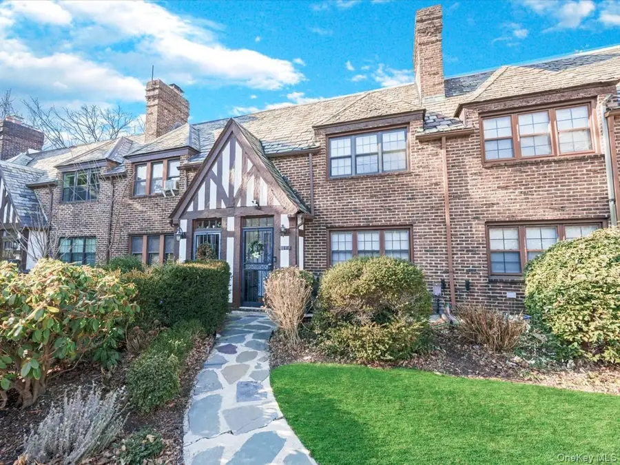 11109 75th Road, Forest Hills, NY 11375 - Image #2