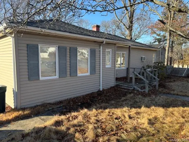 94 Rosemary Lane, Centereach, NY 11720 - Image #3