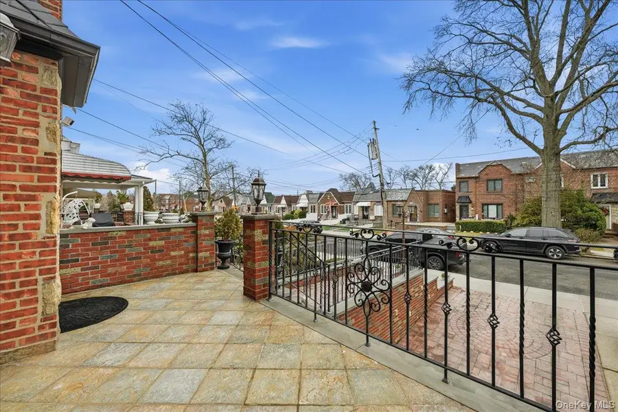 63-45 77th Place, Middle Village, NY 11379 - Image #3