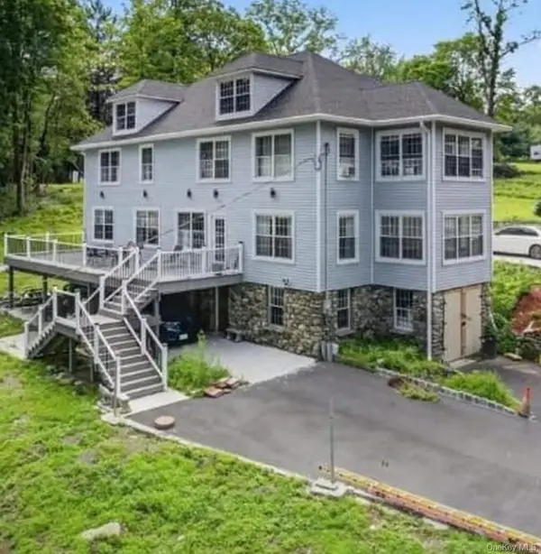 556 Lakes Road, Monroe, NY 10950