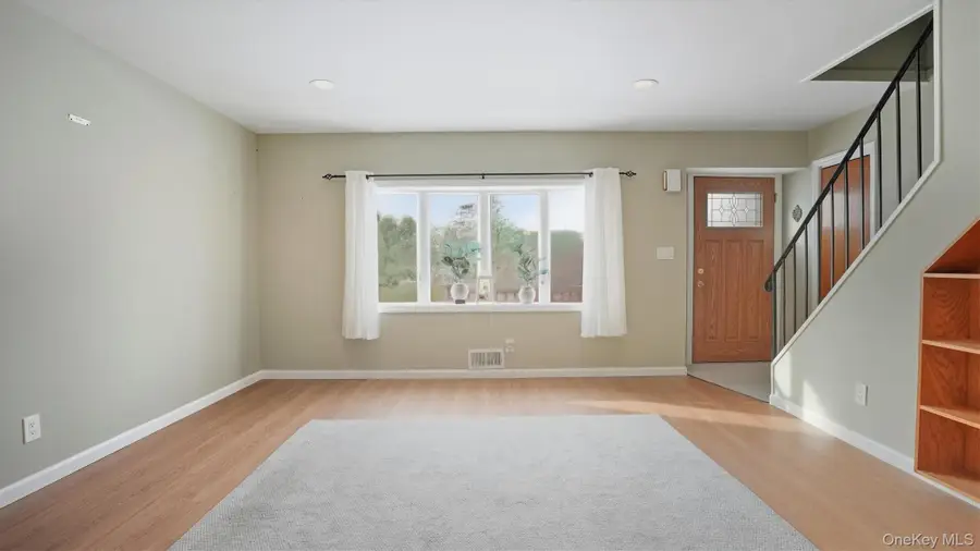 47 Vincent Road, Hicksville, NY 11801 - Image #3