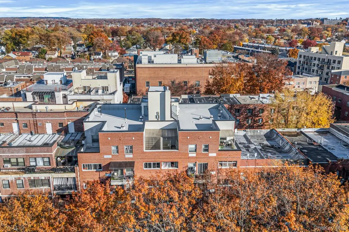 71-33 162nd Street #B, Fresh Meadows, NY 11365 - Image #1