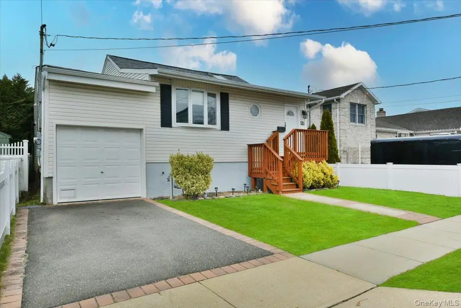 57 Jackson Place, Massapequa, NY 11758 - Image #3