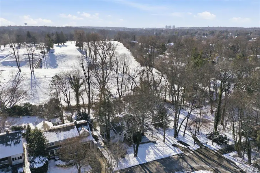 11 Muriel Road, Port Washington, NY 11050 - #3