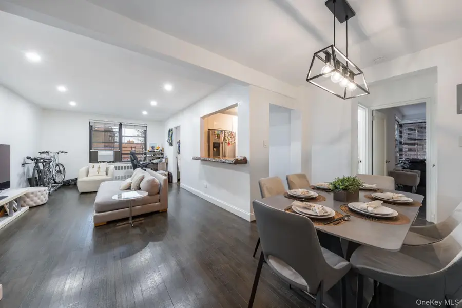 84-01 Main Street #527, Briarwood, NY 11435 - Image #2