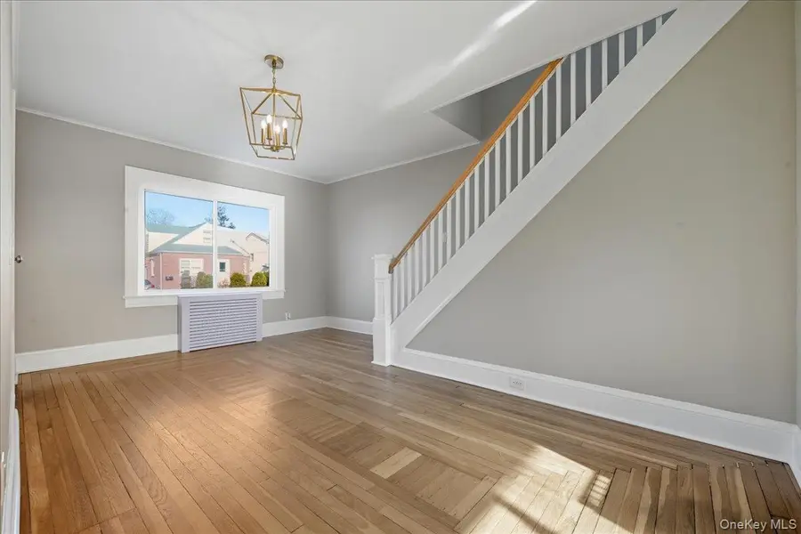 160 Argyle Avenue, Uniondale, NY 11553 - Image #3