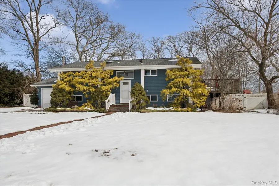 21 Amboy Road, Oakdale, NY 11769 - #2