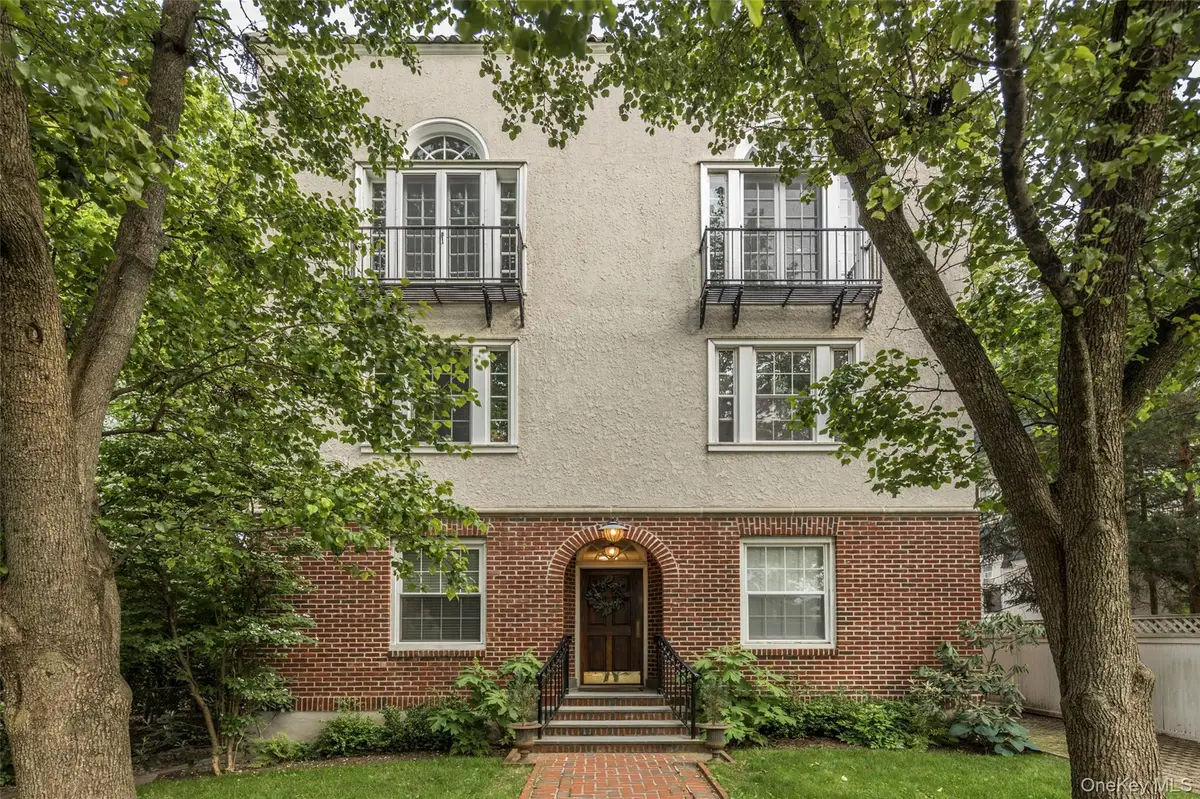 15 Meadow Avenue #6, Bronxville, NY 10708 - #1