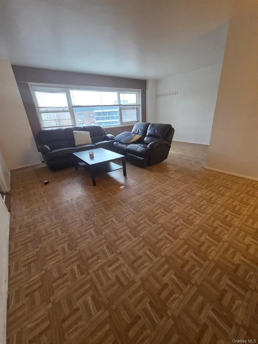 8 Fordham Hill Oval #6B, Bronx, NY 10468 - Image #3