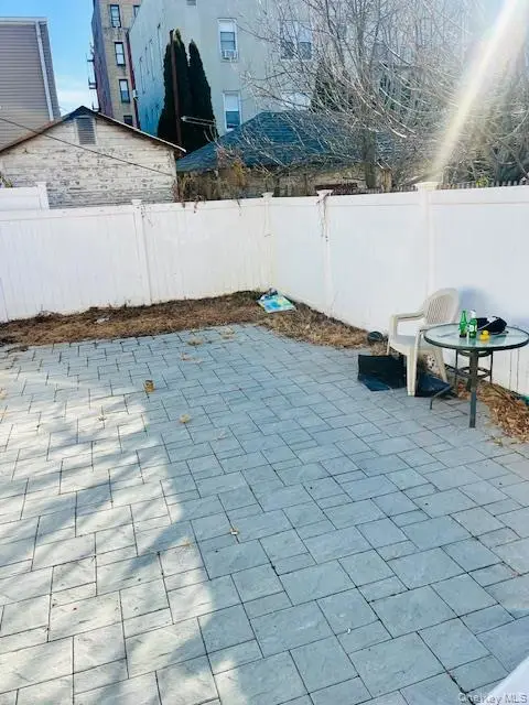 10214 85th Drive, Richmond Hill, NY 11418 - Image #2