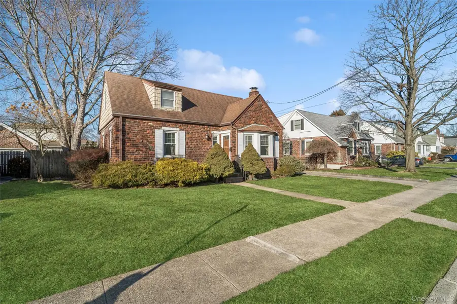 41 Goldenrod Avenue, Franklin Square, NY 11010 - #2