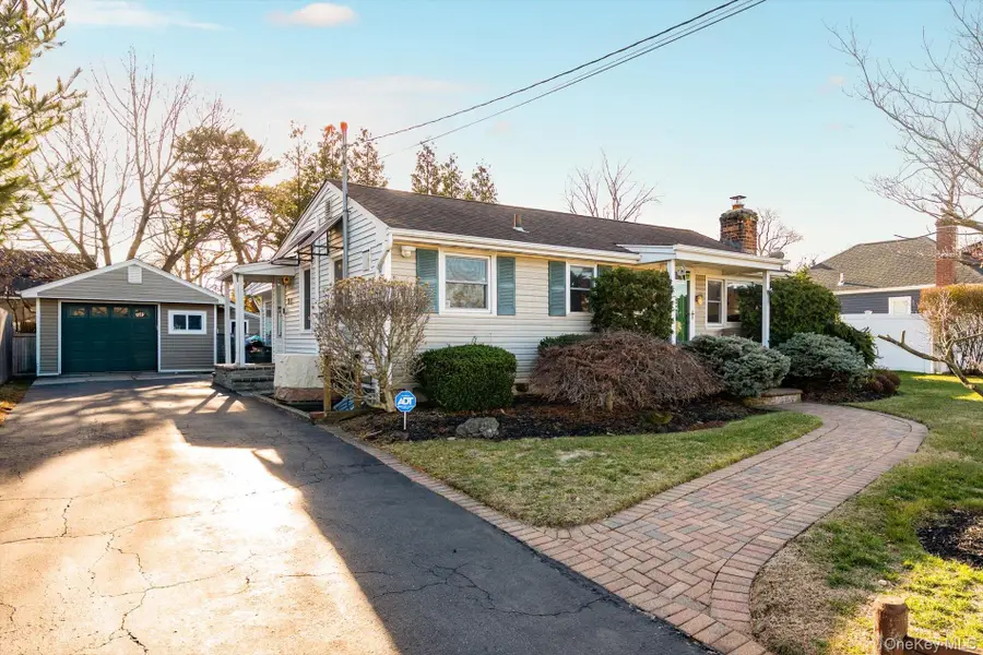 245 53rd Street, Lindenhurst, NY 11757 - Image #3