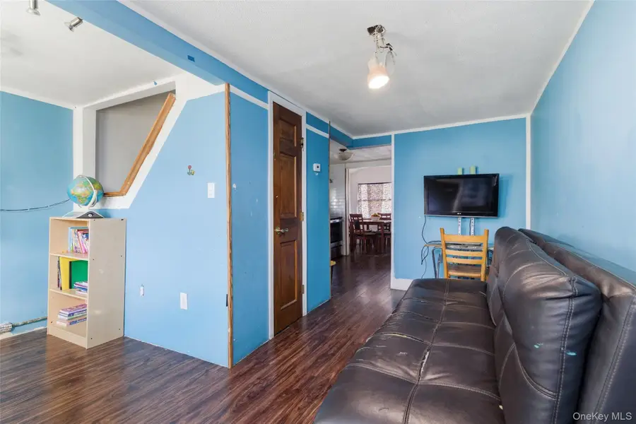 255 Evans Avenue, Elmont, NY 11003 - Image #3