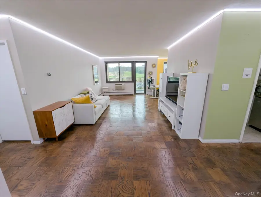 100 E Hartsdale Avenue #4JE, Hartsdale, NY 10530 - Image #3