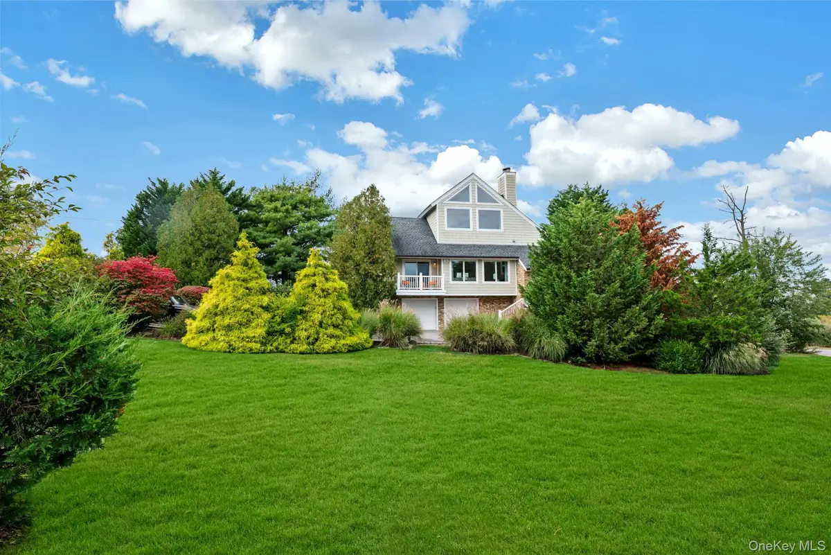 33 Old Canoe Place Road, Hampton Bays, NY 11946 - Image #1