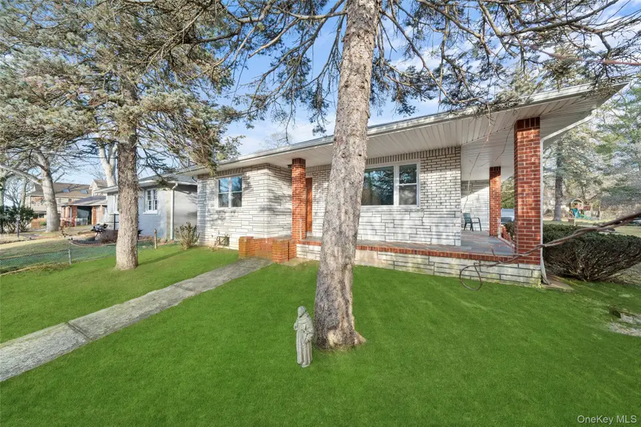 200 N Side Road, Wading River, NY 11792 - Image #2