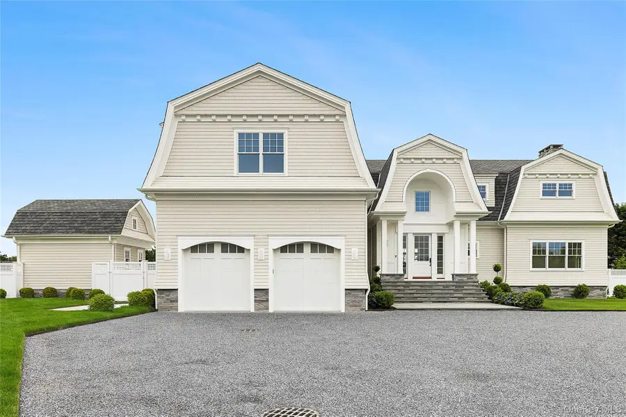 44 Club Lane, Remsenburg, NY 11960 - Image #2