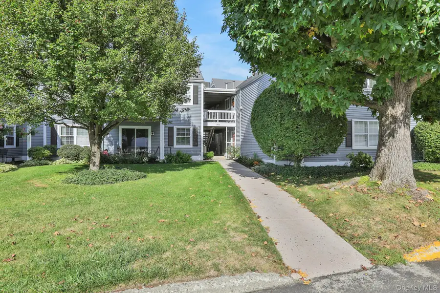 302 Commons Way #E, Fishkill, NY 12524 - Image #2