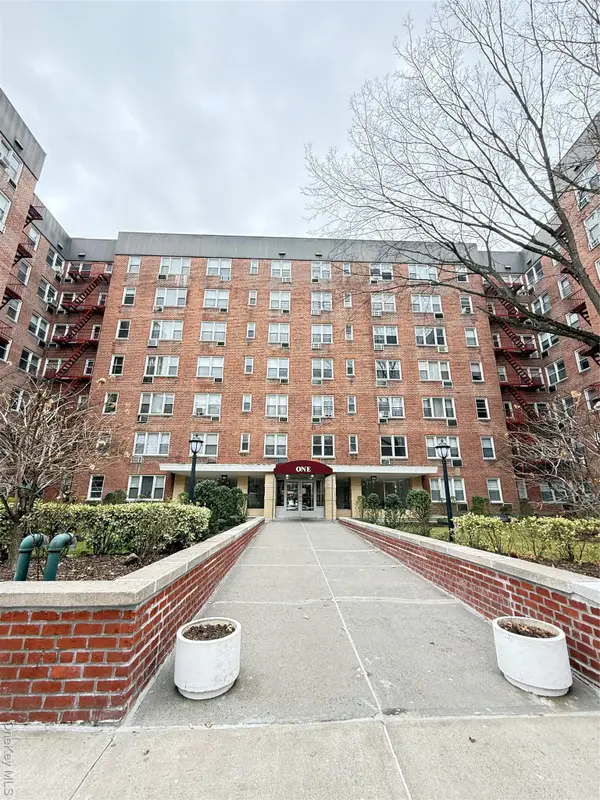 1 Sadore Lane #7Y, Yonkers, NY 10710