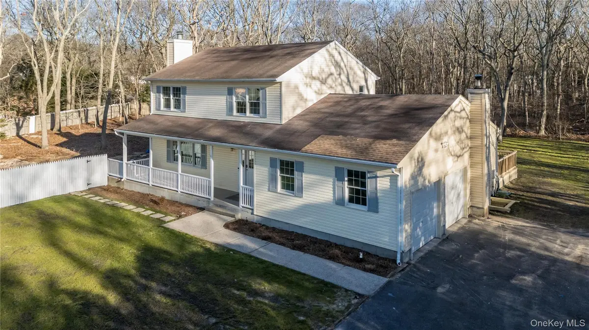 85 Drew Drive, Eastport, NY 11941 - Image #1