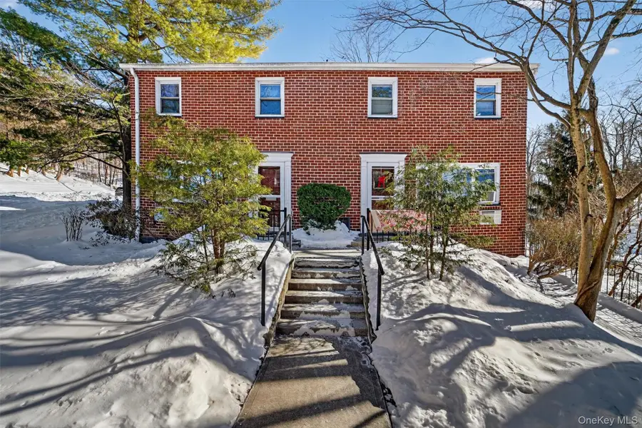 42 Charter Circle #42, Ossining, NY 10562 - #3