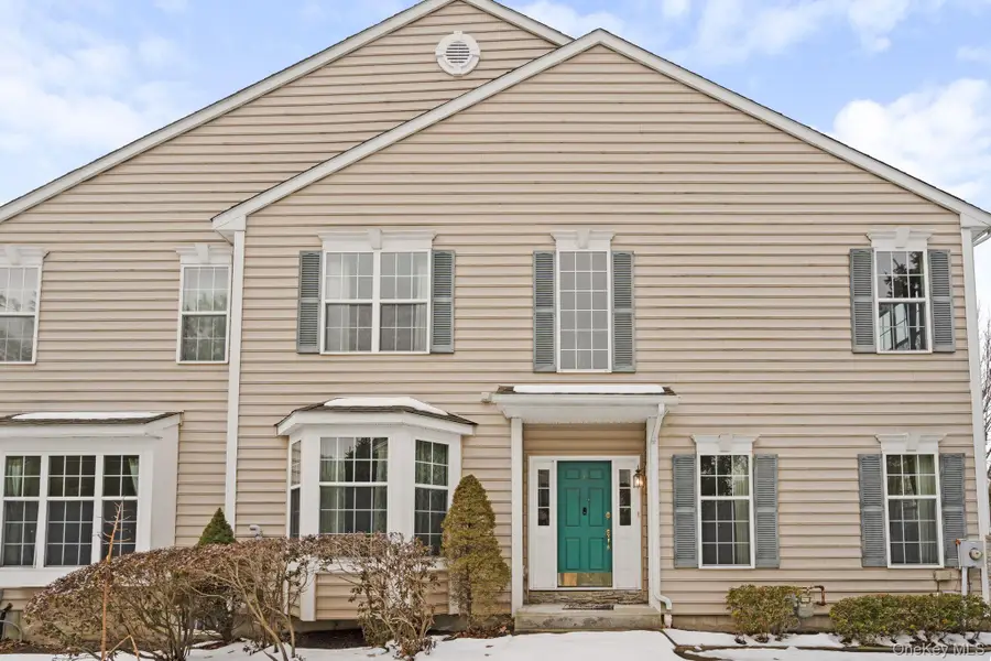 947 Huntington Drive, Fishkill, NY 12524 - Image #2