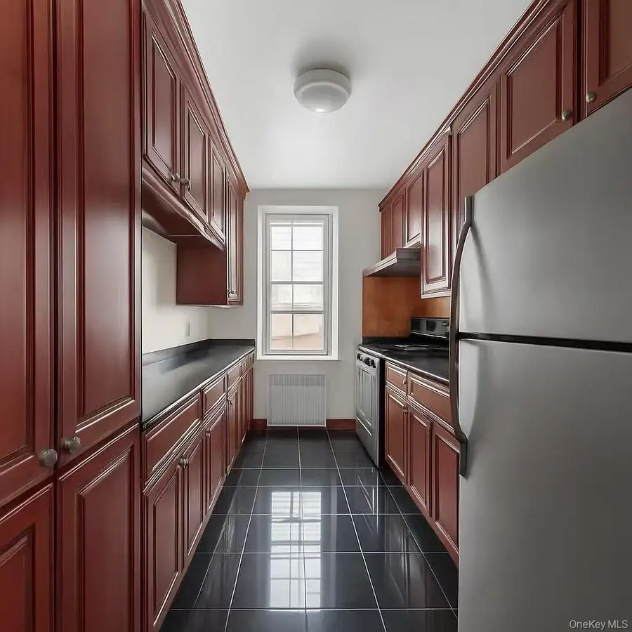 144-45 Sanford Avenue #6A, Flushing, NY 11355 - Image #2