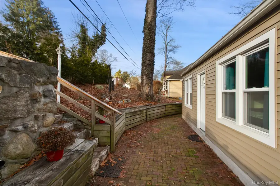 4 Melnick Place, Lake Peekskill, NY 10537 - Image #2