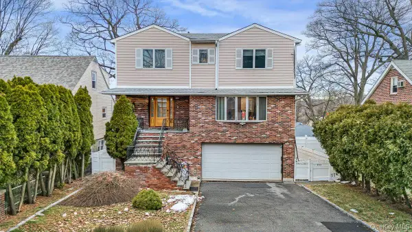 41 Tyndale Place, Yonkers, NY 10701