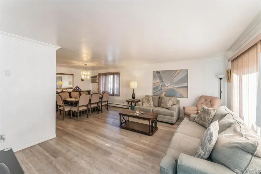 83 W Valley Stream Boulevard, Valley Stream, NY 11580 - Image #2