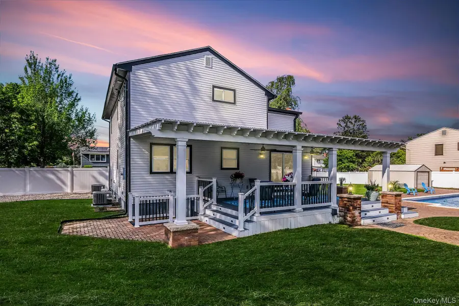 2 Polo Street, Dix Hills, NY 11746 - Image #2