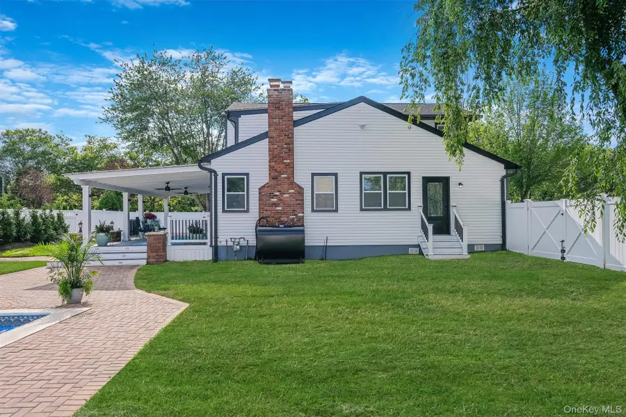 2 Polo Street, Dix Hills, NY 11746 - Image #3