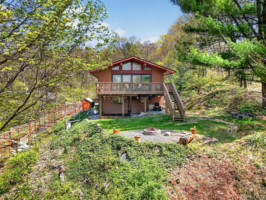 37 Glengary Lane, Croton On Hudson, NY 10520 - #3
